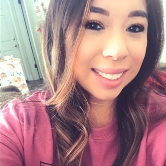 Welcome to my closet! - Picture 2 of 2